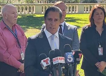 밴나이스 고교서 학생들 칼부림 집단 패싸움