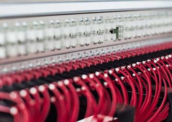 “세계 최고속 인터넷 시작…1초에 고화질 영화 150개”