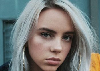 빌리 아일리시, 커밍아웃…”여성에게 끌린다”