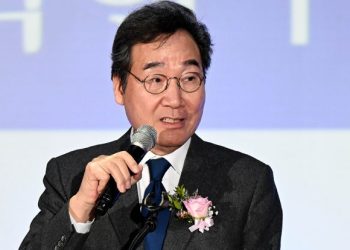 민주당 분당 초읽기…이낙연 출당 청원 2만명 돌파