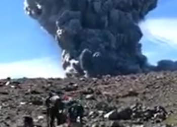 인도네시아 마라피 화산 폭발 23명 사망(영상)