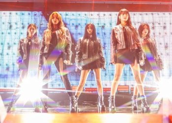 (여자)아이들, LA 공연에 2만명 … 미국서 징글볼 투어 중