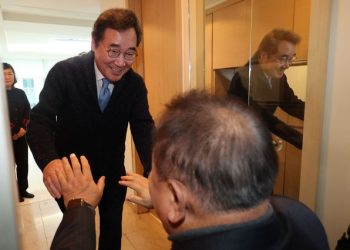 “민주, 개딸당 변질돼 뜯어 고치는 것 부질없어”