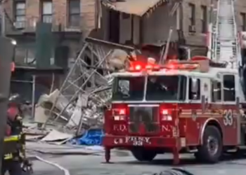 96년된 뉴욕 대형 아파트 건물 폭삭 붕괴