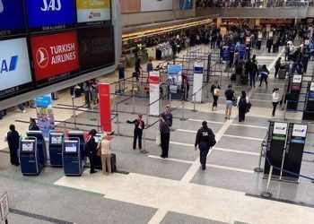 [화제] 여권, 비자, 티켓도 없이 LA공항 도착 … “도대체 어떻게?”