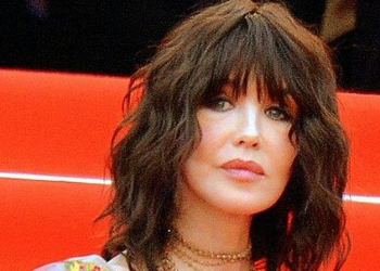 이자벨 아자니, 세금 20억 탈루 징역 2년 집행유예