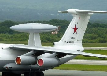 “북한, 화물기로 조기경보통제기 제작 추정”