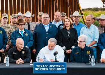 “최악의 반이민법” 텍사스 자체 이민단속법 제정… 3월부터 불법이민자 체포∙구금∙추방 집행