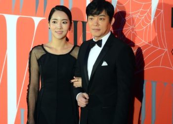 “첫번째 챕터 끝”…이범수·이윤진 파경설 왜?