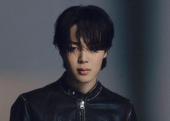 BTS 지민 팬송 세계 정상…캐럴 공세 속 성과