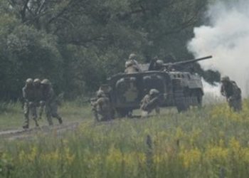 러, 잇딴 승전보…동부 이어 우크라 남부서 진격 중, 우크라 수세 몰려