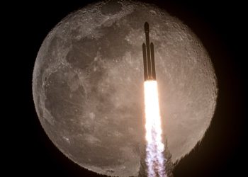 극비 우주선 X-37B, 스페이스X 로켓에 실려 7번째 발사 성공