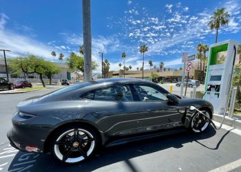 [진단] “전기차 안 팔리는 거 맞아?”…LA 한인 딜러들이 말하는 남가주 전기차 시장 현황