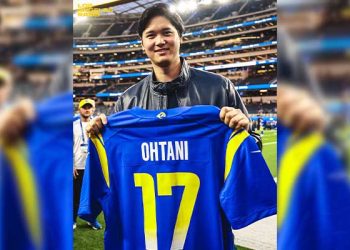 오타니, AP통신 선정 올해의 남자 선수…메시 2위