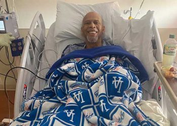 ‘NBA 전설’ 카림압둘 자바, 디즈니 컨서트홀 낙상.. 엉덩이 뼈 골절