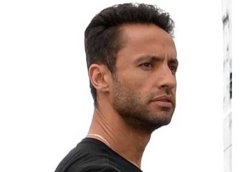 할리웃 배우 카마르 데 로스 레예스 암투병 사망.