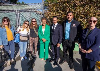 배스 LA 시장 자화자찬에 여론 싸늘…”노숙자 현실 몰라”