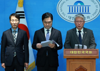 4월 총선 앞두고 민주당 분열 가속…조응천, 김종민, 이원욱 등 탈당선언