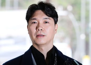 “착잡하고 황망” 박수홍 친형 징역 7년 구행