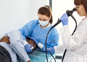 ‘용종’은 대장암의 씨앗 …내시경 언제 받는 게 좋을까?