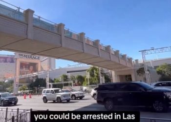 라스베가스 육교서 사진촬영 ‘불법’..조례 발효, 6개월형(영상)