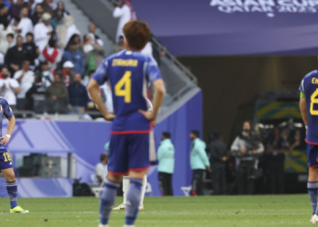 일본, 이라크에 1-2 충격패…16강서 한일전 가능성