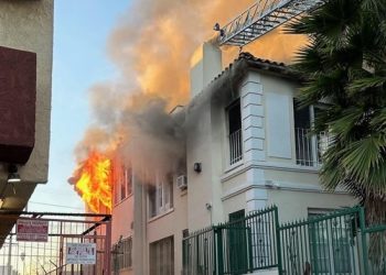 한인 다수 거주 한인타운 아파트 큰 불…한인들 거쳐 옮겨