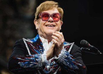 엘턴 존, ‘빌보드200’ 1위 가수 첫 ‘EGOT’…미 대중문화 그랜드슬램