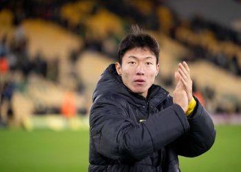 ‘출국금지’ 황의조, 휴대전화·노트북 추가 압수