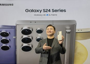 [갤럭시언팩] 갤럭시 S24 온디바이스 AI기능 도입..13개 언어 실시간 통역 통화