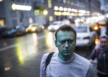 “팔도 도시락 라면 먹을 시간 달라”…수감 중 소송