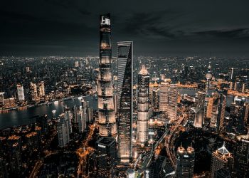 “위기의 중국 경제, 2024년 더 나빠진다”