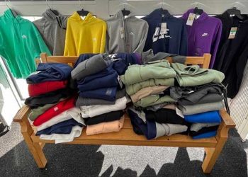 KOHL’S 매장 나이키 의류만 훔친 4인조 절도단