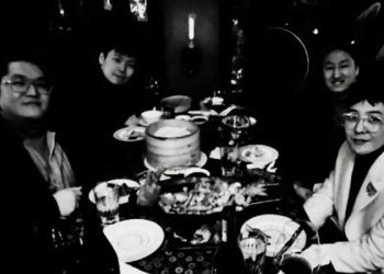 GD, 재벌 오너 3세들과 와인 회동