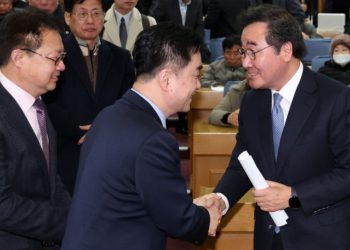 이낙연-민주 탈당파 ‘새로운미래’ 통합 창당