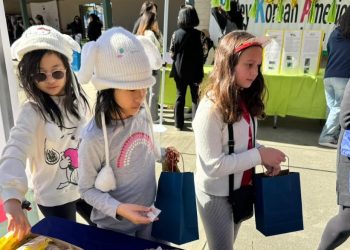 존 리 시의원 주최 설날 축제 행사 성황