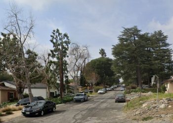 글렌데일 주택가 살인사건… 용의자, 경찰특공대와 대치극