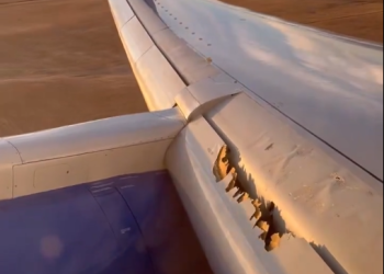 샌프란 이륙 보잉 757기 날개 손상 비상착륙…165명 탑승(영상)