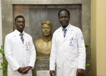 이태석 신부 남수단 제자들, 한국 전문의 시험 합격