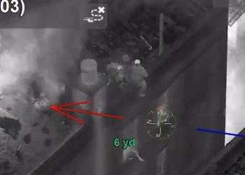 아파트서 전기자전거 리튬배터리 폭발…18명 사상(영상)