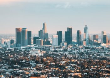 [부동산] 캘리포니아 상업용 부동산 위기 심각…압류 174% 폭증