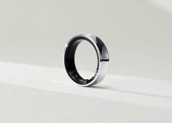 삼성의 절대반지 ‘갤럭시 링’ 이렇게 생겼다…실물공개