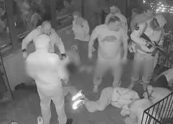 용병기업 레두트 병사들, 술집서 총기난사-폭행난동