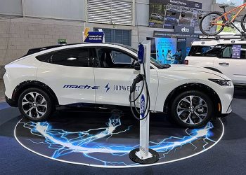 포드, 전기차 가격 대폭인하..전기차 가격경쟁 시동