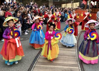한인전통예술단, 디즈니랜드 설맞이 축제 참여…3일 아메리카나 공연도