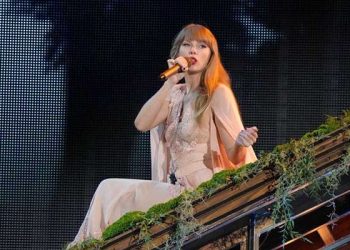 이제부터 그녀의 모든 것은 역사가 된다