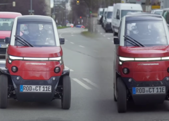 주차 고민 끝…세계 최초 접이식 자동차 출시(영상)