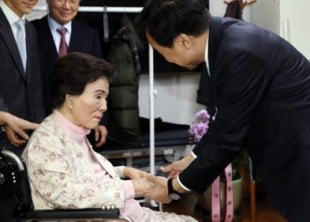 김영삼 전 대통령 부인 손명순 여사 별세…향년 95세