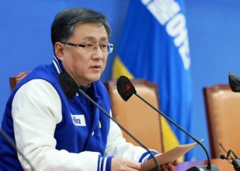 민주 비례대표 추천 20인 누구?…’반미논란’ 전지예 사퇴