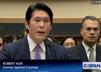한인 로버트 허 특검 미국 뒤흔들었다…청문회 대쪽발언(영상)